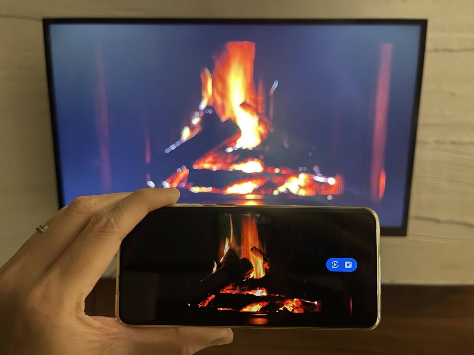 Screen mirroring with YouTube without ads